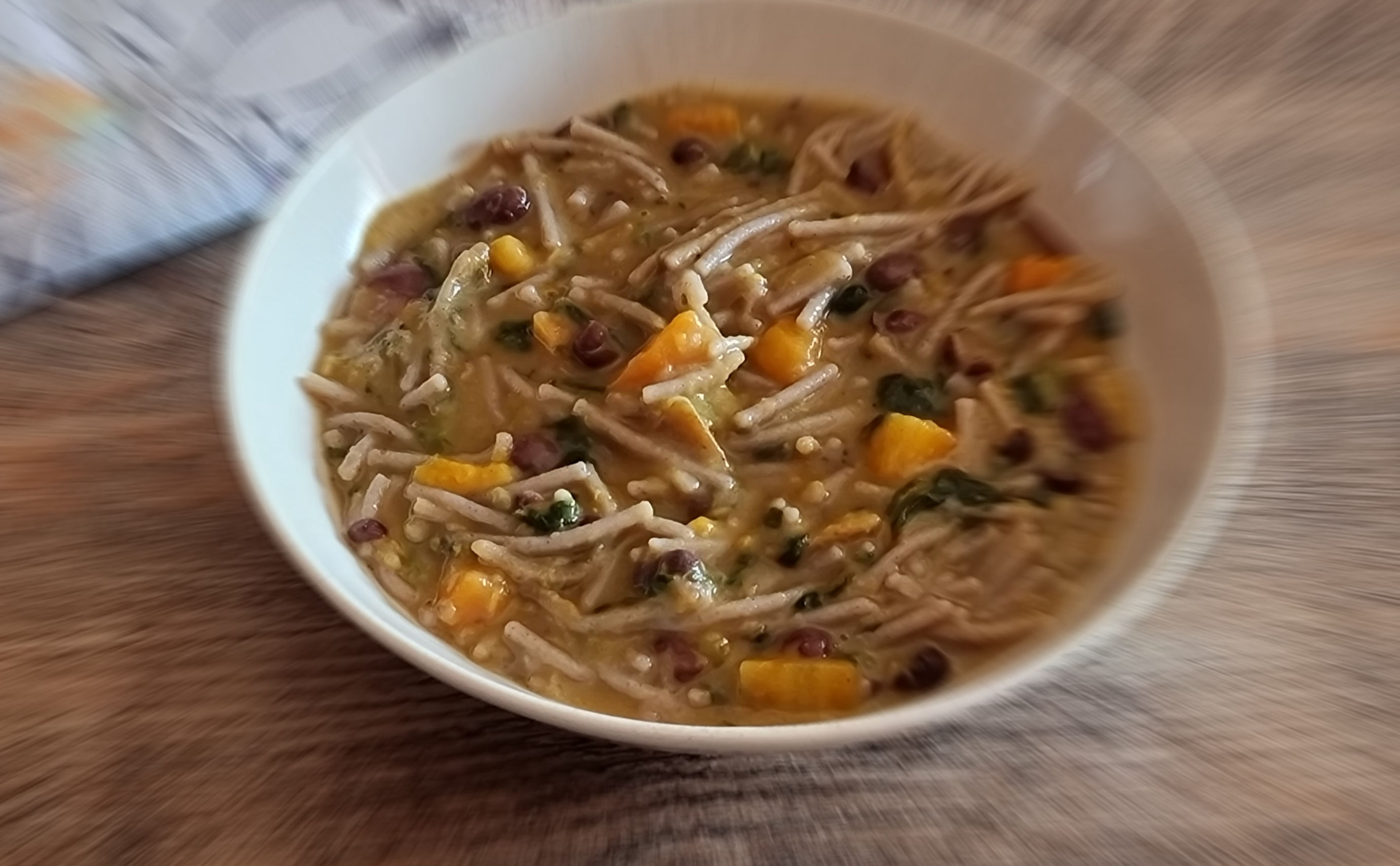 Minestrone di spaghetti spezzati 